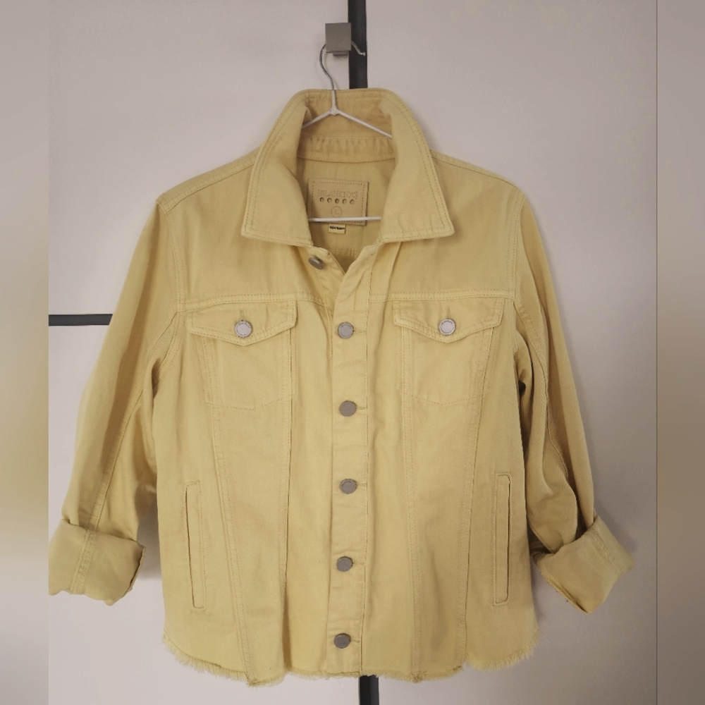 Blank NYC Denim Jean Jacket Women's Size L .pit to pit 20"